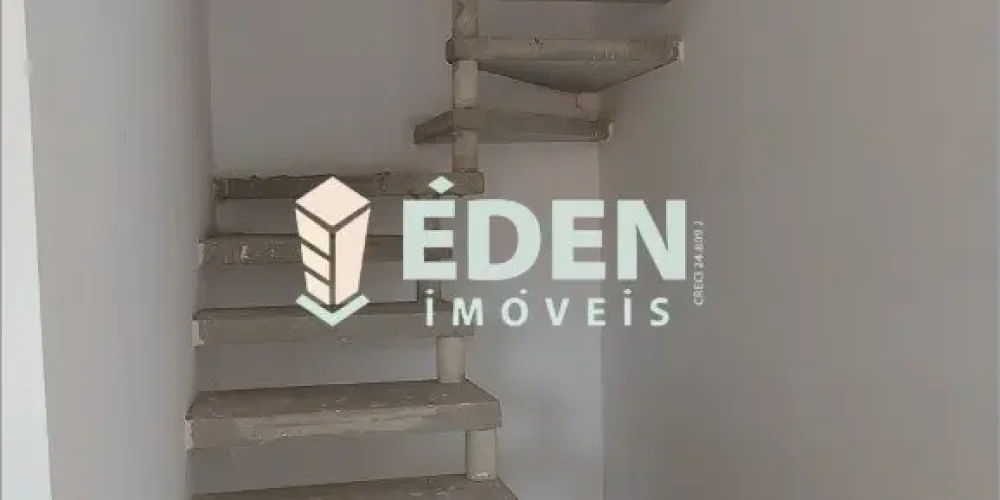 i46DS5UuVDZVJ4_463969dd42f5f2b4f