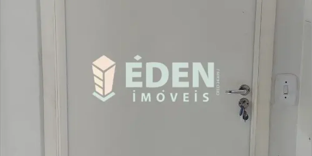 i5NN657T3Kg49SRTV43I5_47676ab1385670652