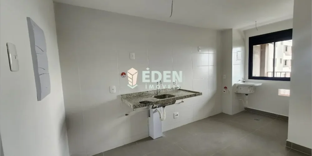 Fachada de casa térrea com portão e garagem no bairro Jardim Nathalia em Sorocaba