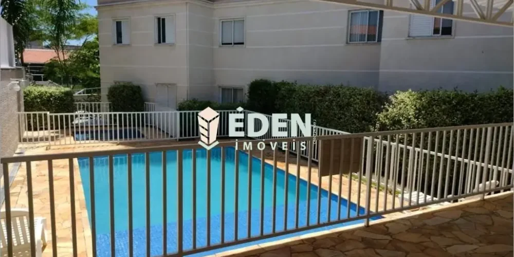 Fachada de casa térrea com jardim e garagem no bairro Jardim Éden em Sorocaba
