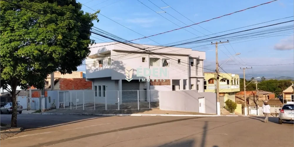 Fachada de casa térrea com garagem no bairro Jardim Nathalia em Sorocaba