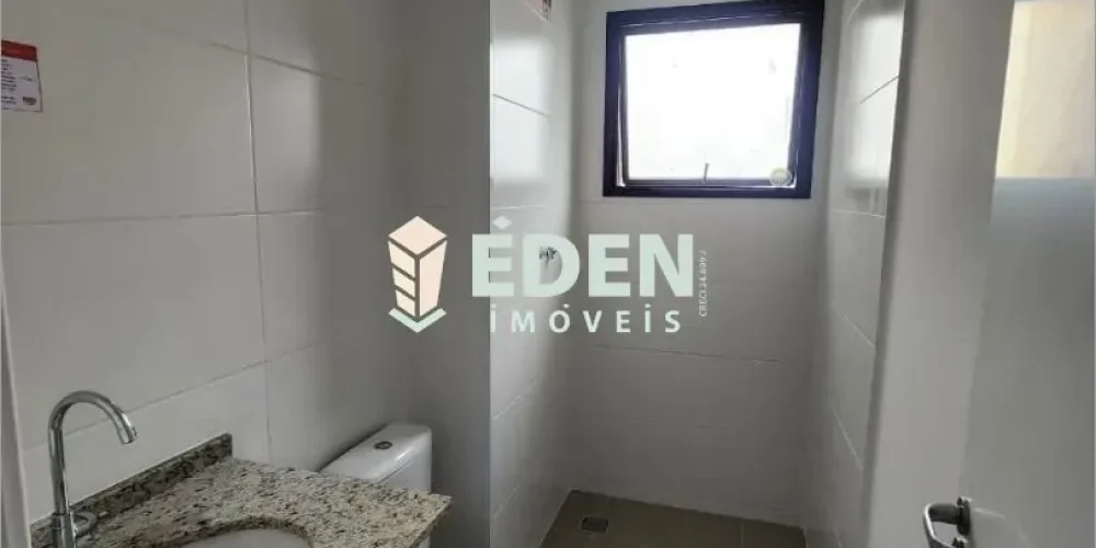 Fachada de casa térrea com garagem coberta no bairro Jardim Nathalia em Sorocaba